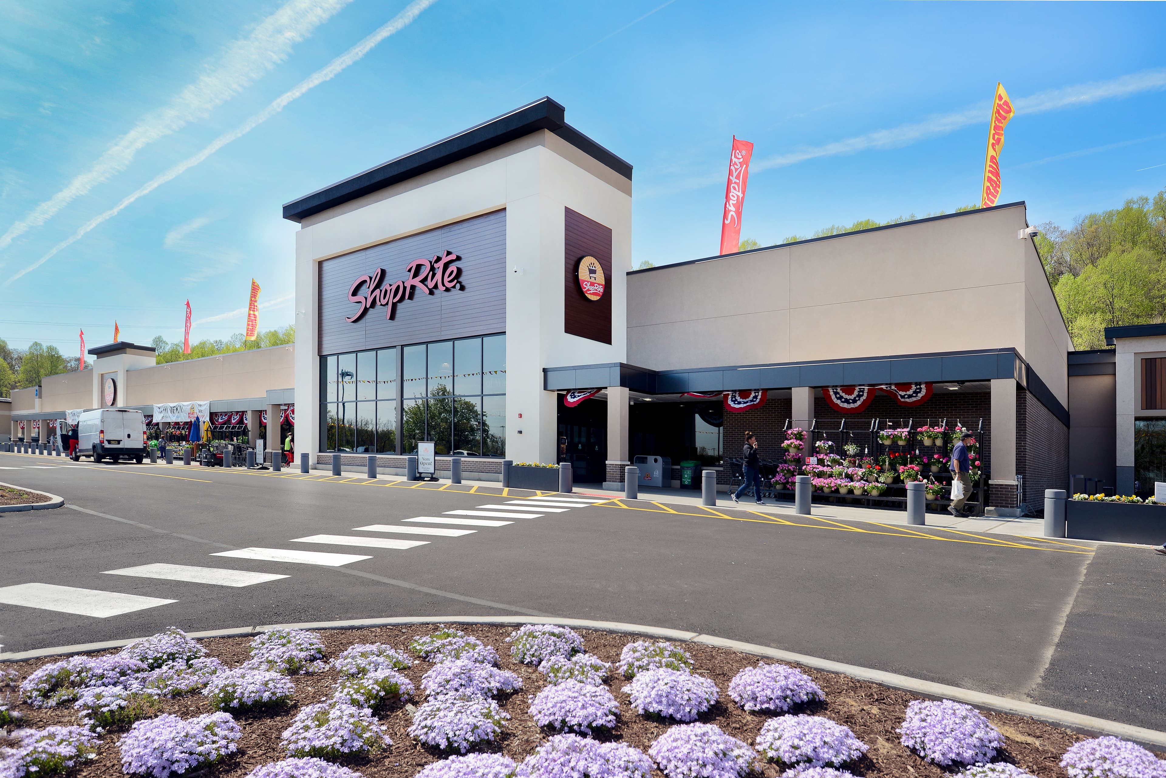 Blue Star Shopping Center | Image 2